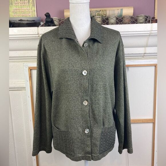 Willow sage green professor pocketed cardigan w/ beautiful buttons, side vents - Picture 1 of 11